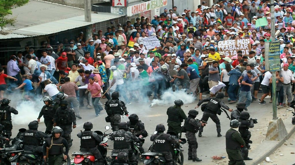 Escalan Protestas En Bolivia Por Triunfo Electoral De Morales