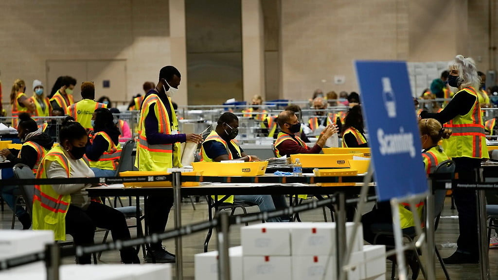 Detienen momentáneamente conteo de votos en Filadelfia