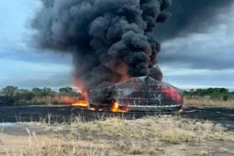 Incendio en un tanque de almacenamiento de PDVSA en Zulia